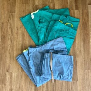 Green Standard Textile Scrub Set and Light Blue Fabric Seal Healthcare Set